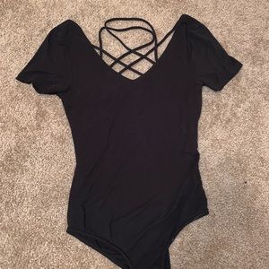 Lizard Thicket Tops - Short Sleeve crisscross Bodysuit Lizard Thicket Tops - Short Sleeve crisscross Bodysuit